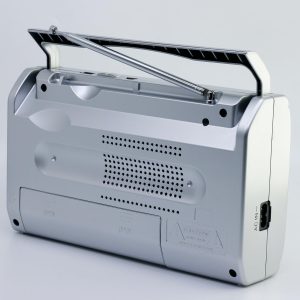 SANYO KS109P Radio Analógica Sobremesa Am/FM Red y Pilas. Color Plata - Image 6